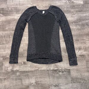 Ivivva by Lululemon Busy To Be Cozy Girls Gray Black Vneck Knit Sweater Sz. 12